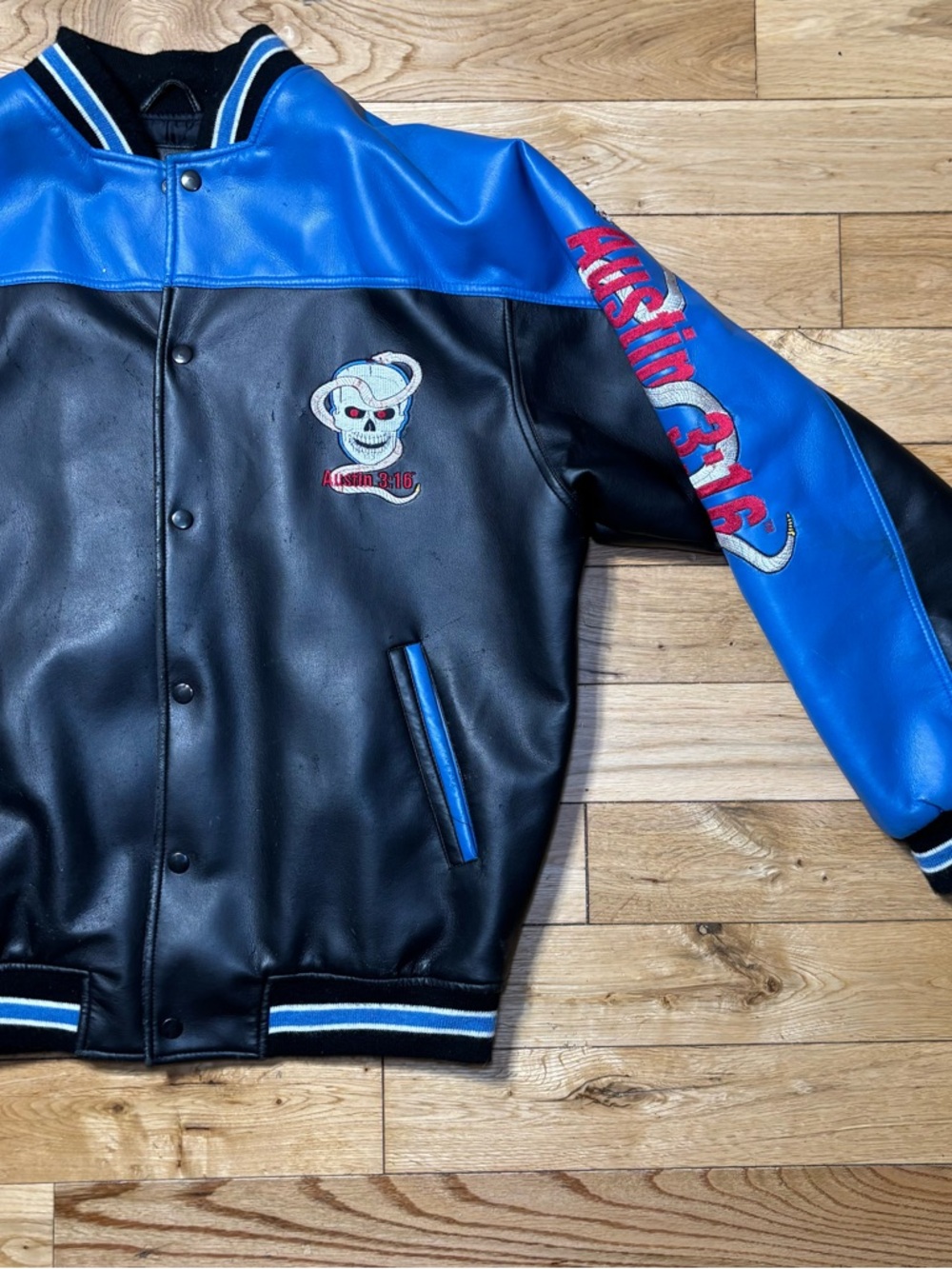 Vintage 1999 WWF Stone Cold Steve Austin Titan Sports Varsity Jacket M - Picture 3 of 8